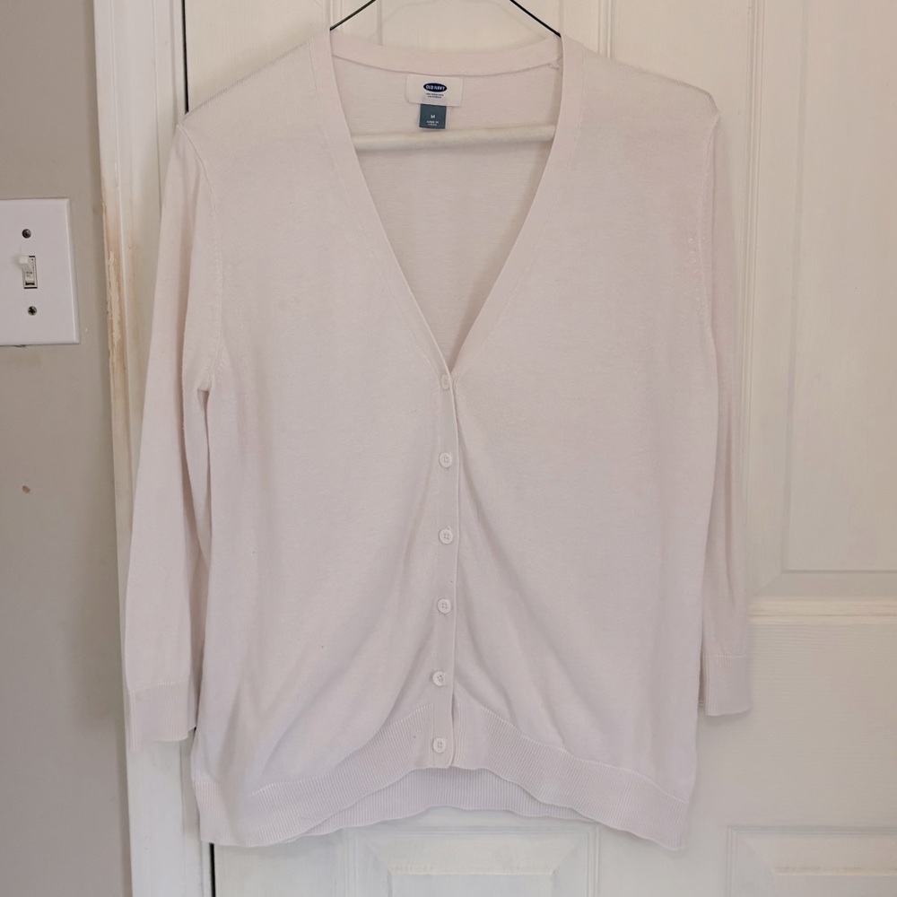 Old Navy Lightweight V-Neck Cardigan Sweater in Calla Lily
